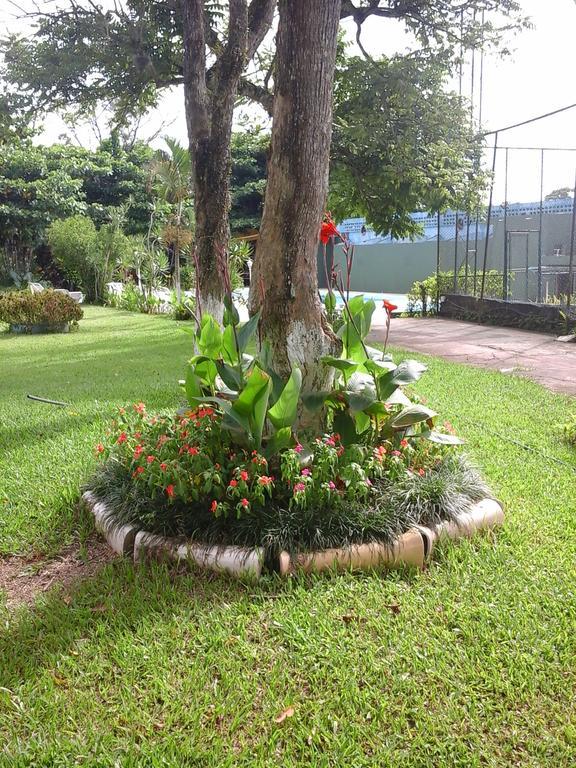 Ilhabela Tenis Clube Ngoại thất bức ảnh